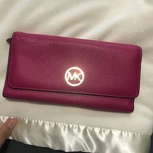 Michael kors wallet